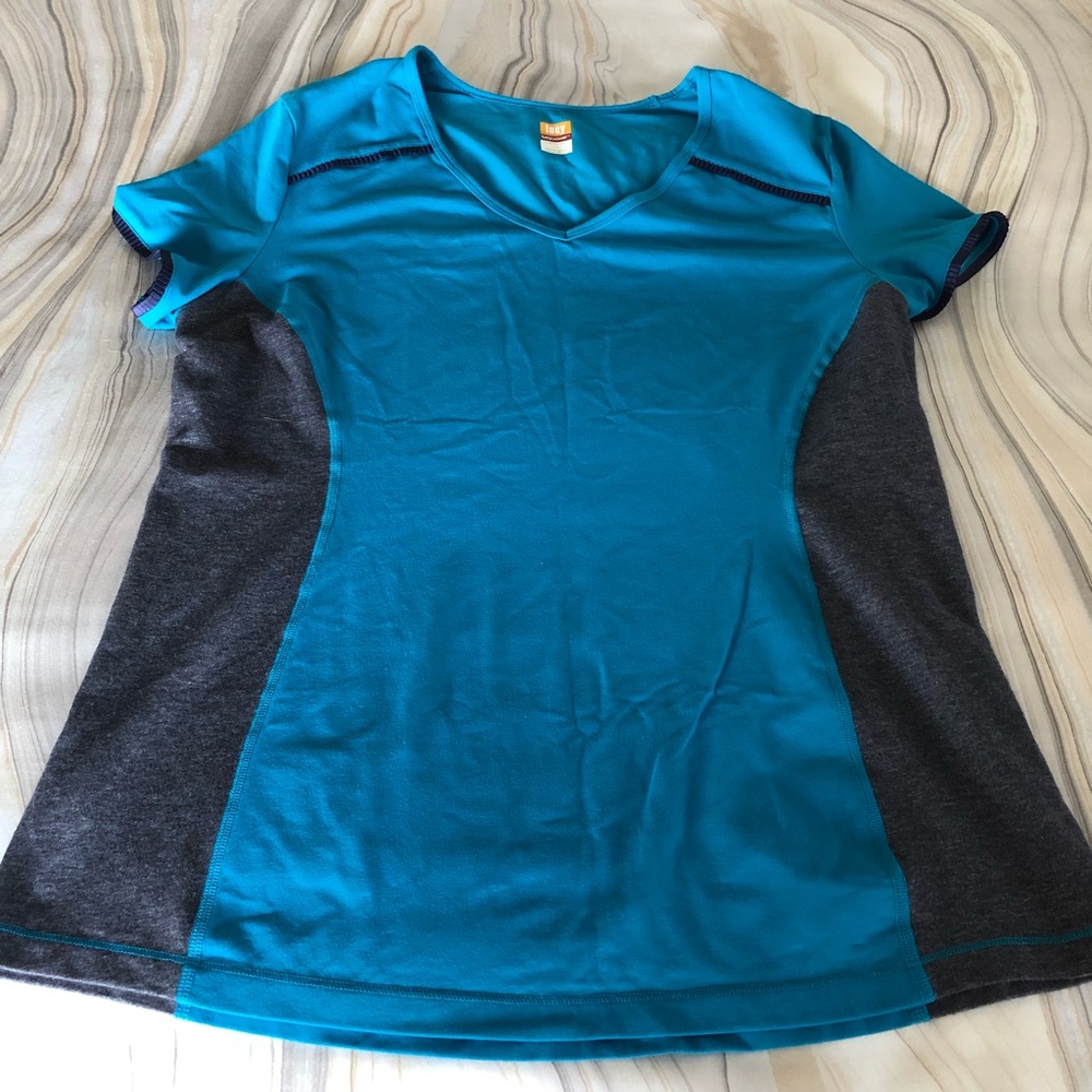 Excellent Condition Lucy Workout Athletic Top